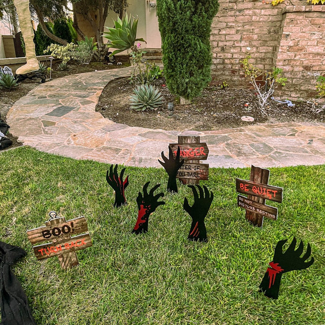 Bloody Hands Halloween Yard Signs - PopFun
