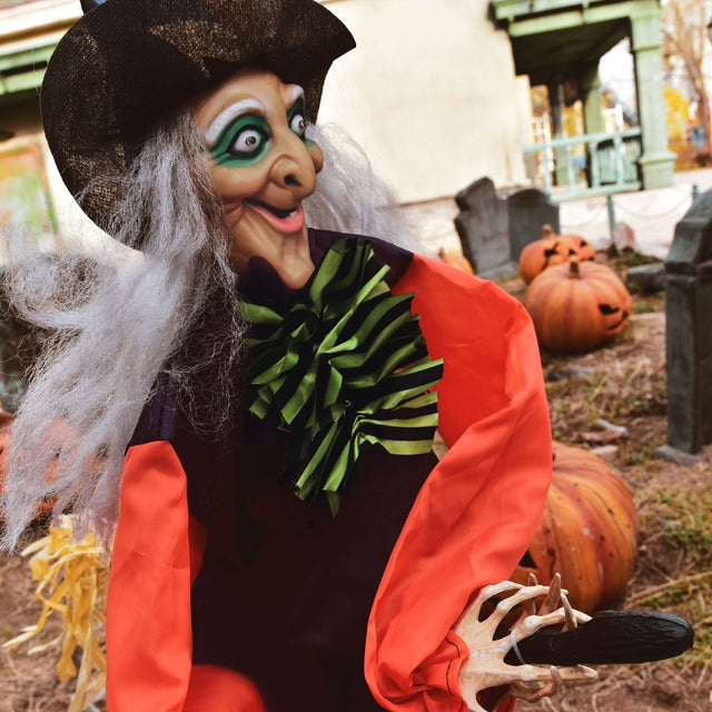 Broom-Riding Witch | PopFun