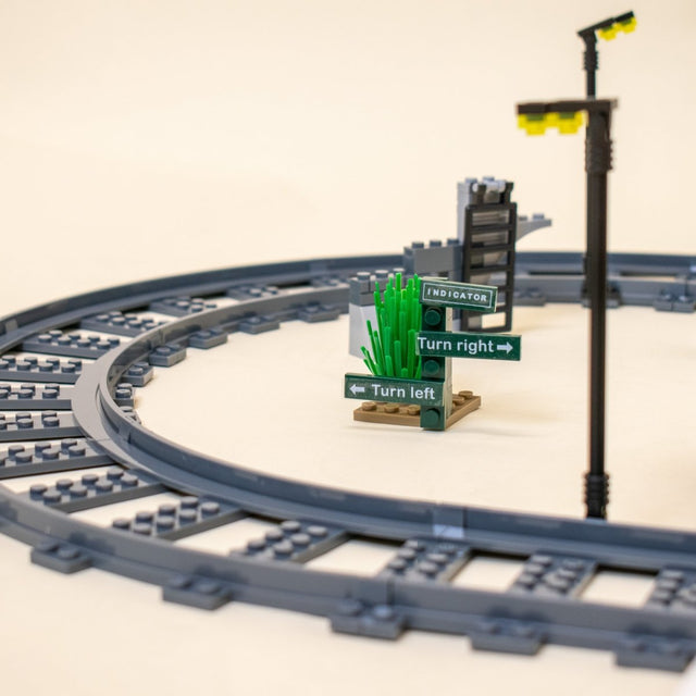 Build Your Own Toy Train Track - PopFun