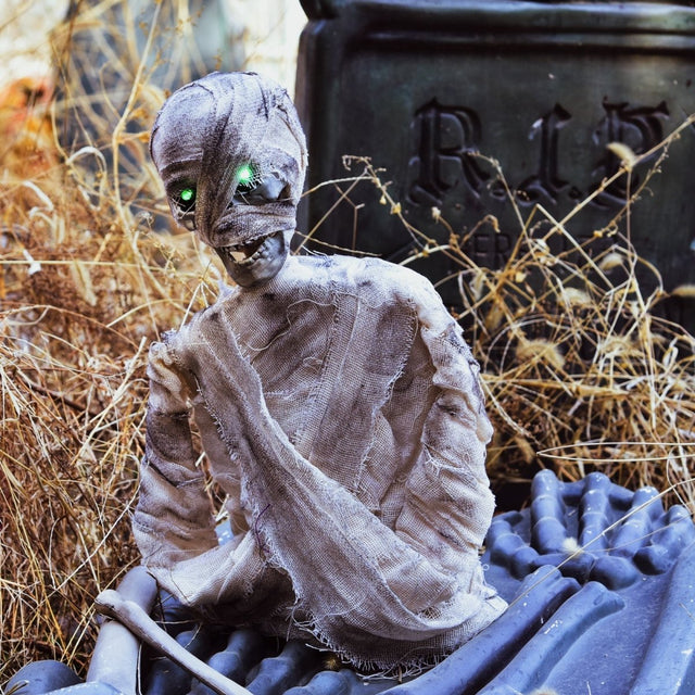 Crawling Halloween Mummy | PopFun