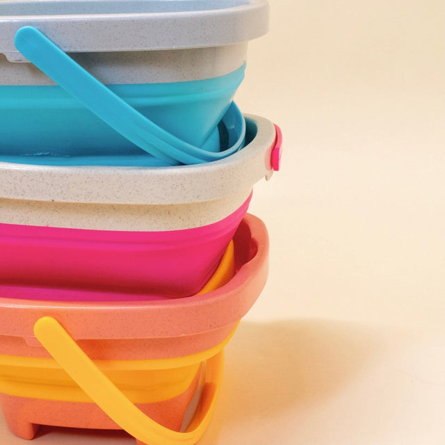 Foldable Buckets Beach Toys Set - PopFun