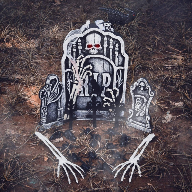 Terrifying Tombstone Lawn Decorations - PopFun